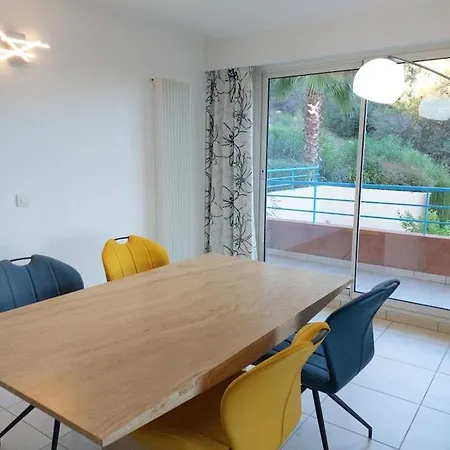 Du Palais -classe 4 Etoiles - Axelle Loc'appart